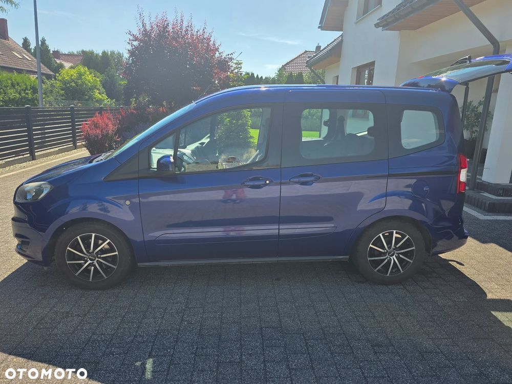 Ford Tourneo Courier 1.0 EcoBoost Trend - 4