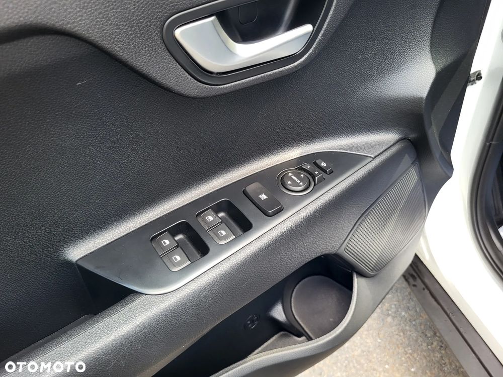 Kia Stonic 1.2 Dream-Team Edition - 16