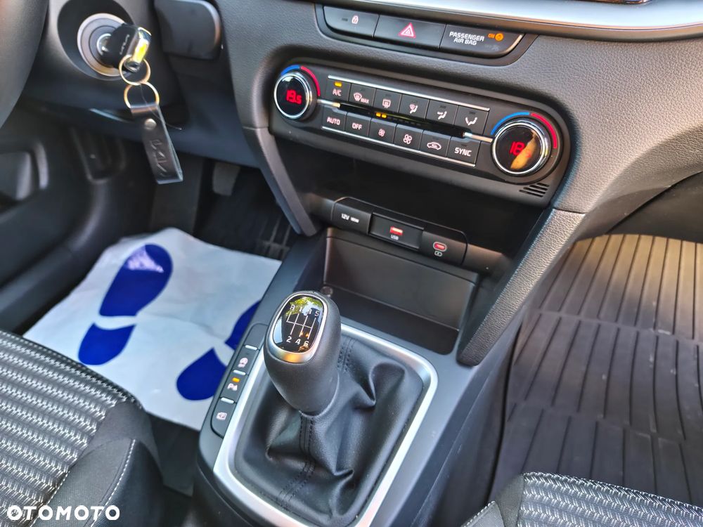 Kia XCeed 1.5 T-GDI M - 10