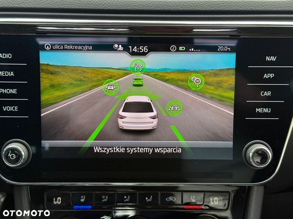 Skoda Superb 2.0 TDI Style DSG - 24