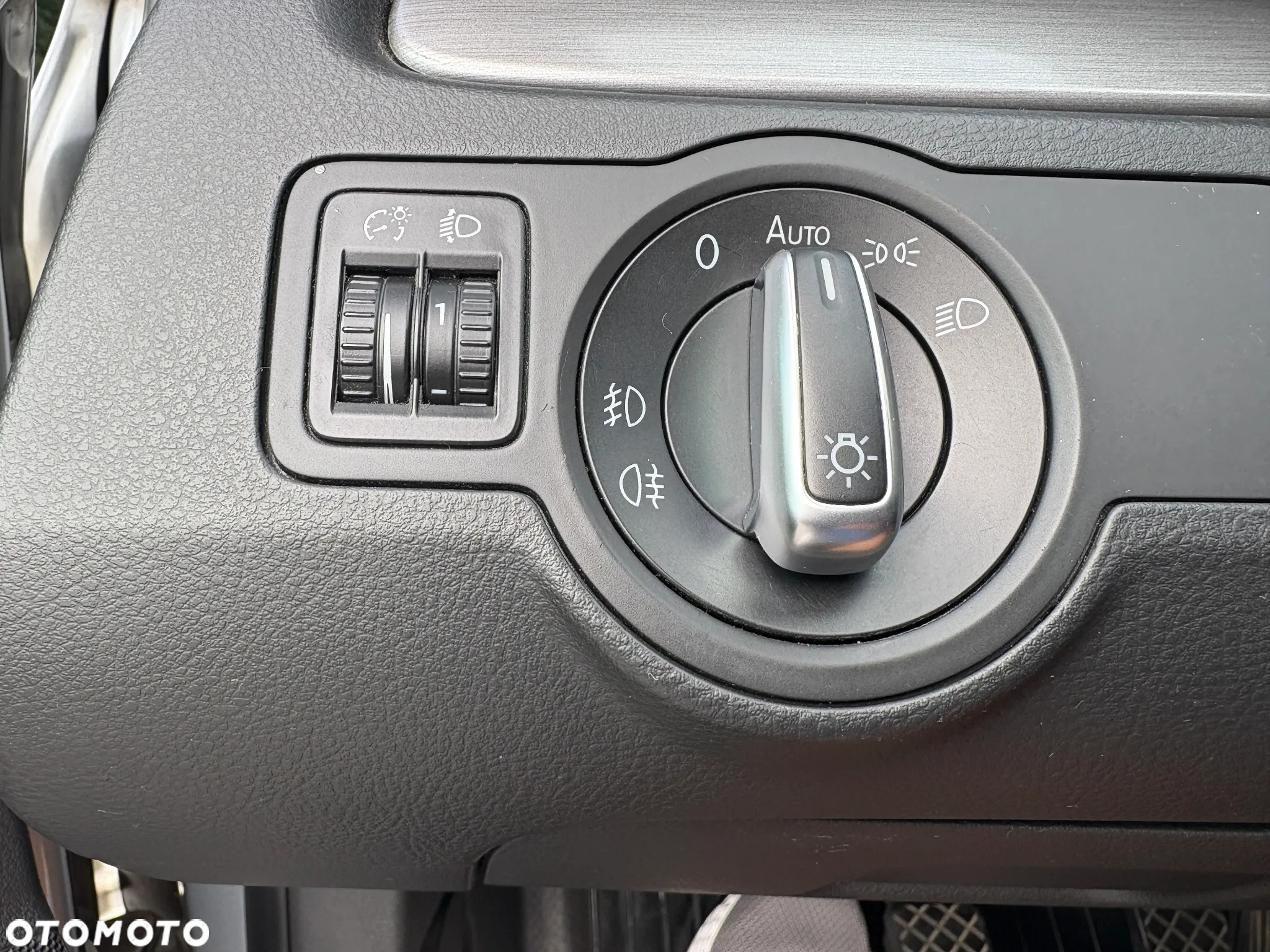 Volkswagen Passat 2.0 TDI DPF Comfortline - 20