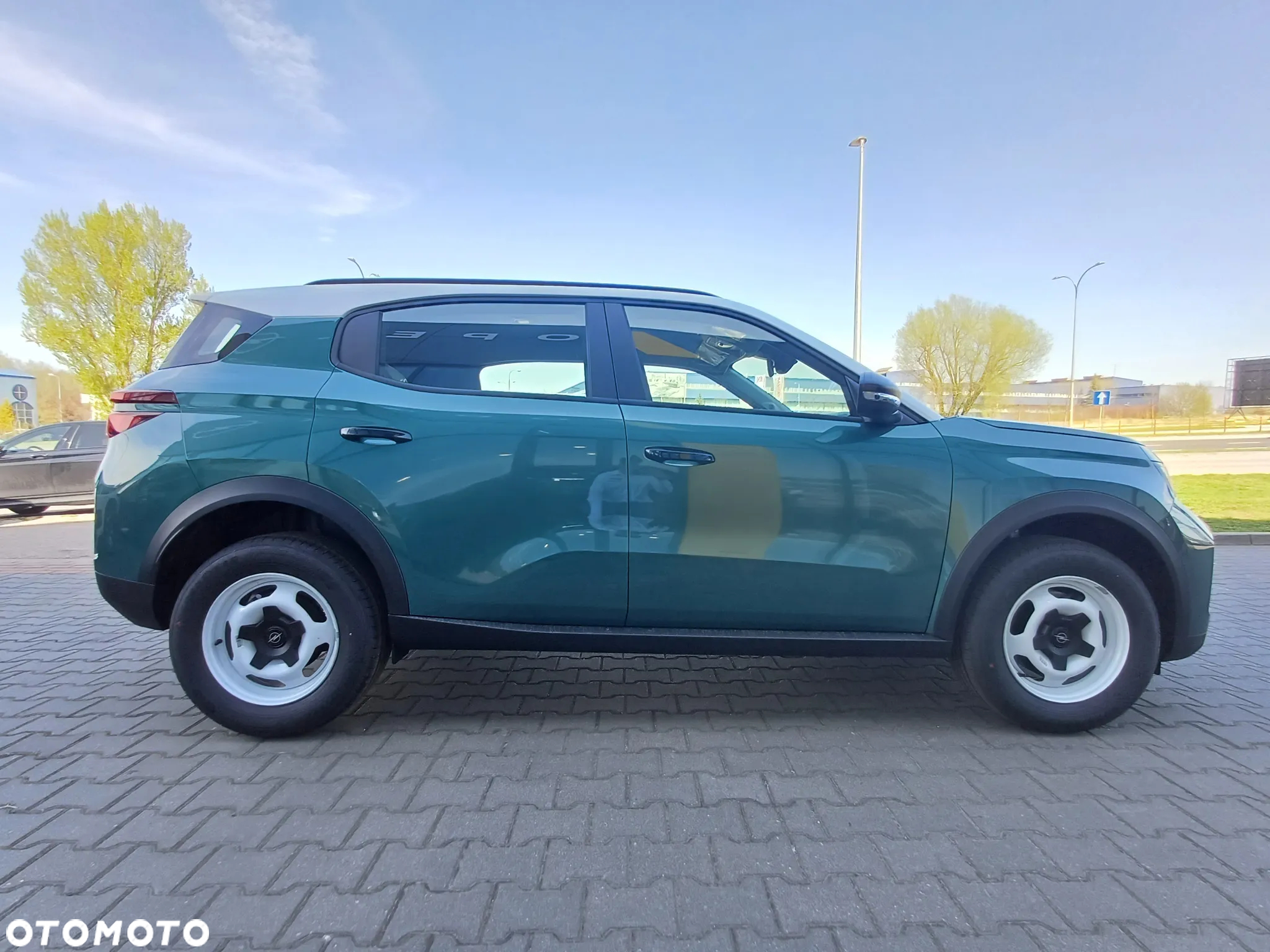 Opel Frontera 1.2 T mHEV Edition eDTC6 - 4