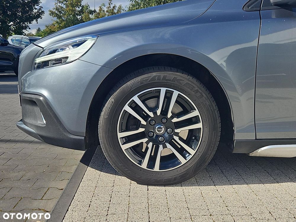 Volvo V40 T3 Drive-E Momentum - 28