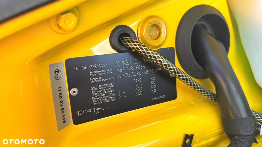 Porsche 911 - 18