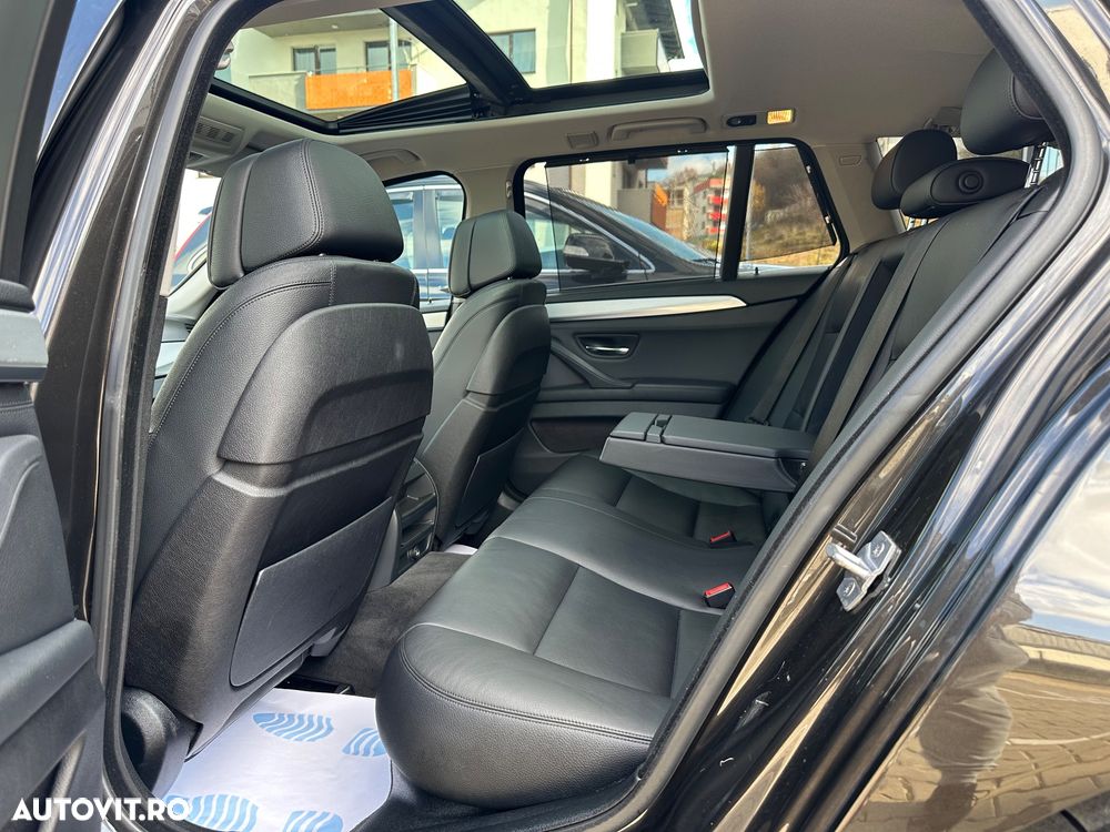 BMW Seria 5 525d Touring Aut. - 25