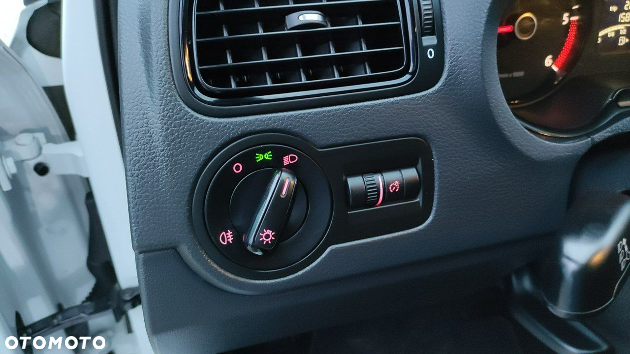 Volkswagen Polo - 25