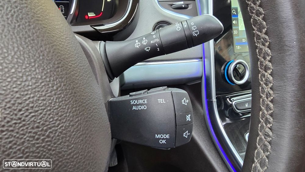 Renault Espace 1.6 dCi Initiale Paris EDC - 18