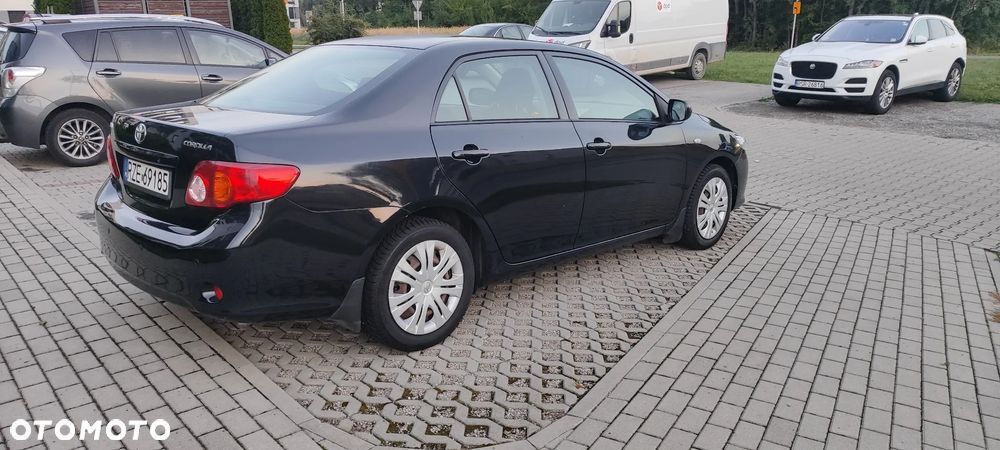 Toyota Corolla 1.6 VVT-i Luna - 4