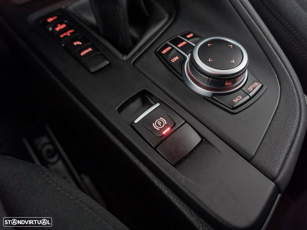 BMW X1 25 e xDrive - 24