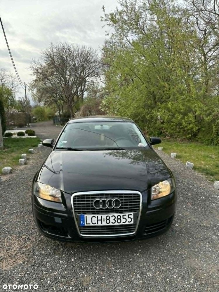 Audi A3 Sportback 1.6 FSI Ambition - 1