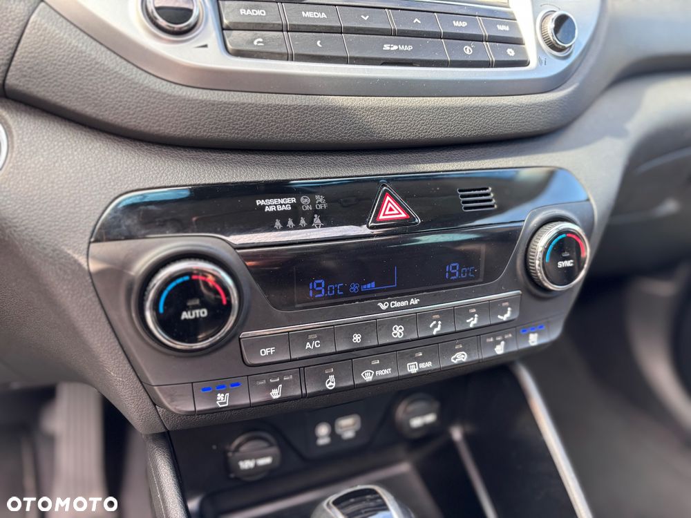 Hyundai Tucson 2.0 CRDI 4WD Automatik Premium - 20