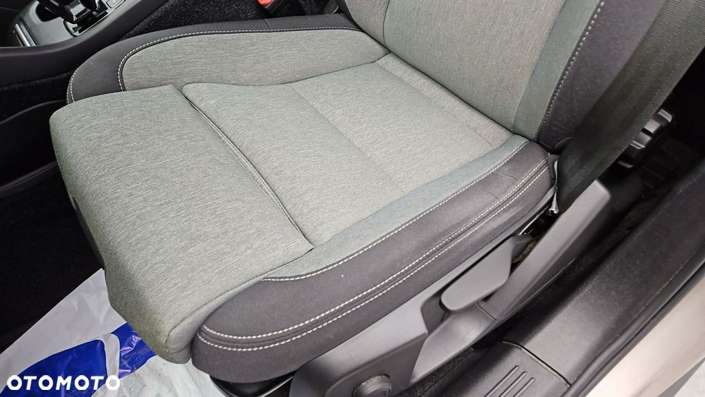 Volvo XC 40 T2 Core - 12