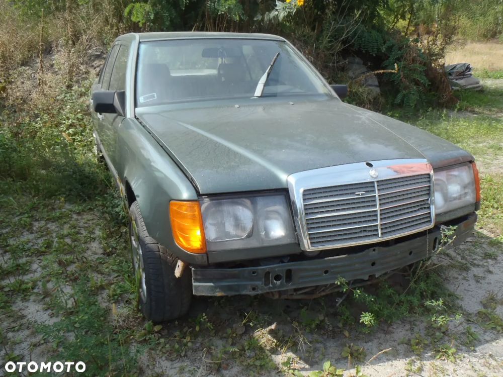 fotel kanapa tapicerka obicie boczek podłokietnik zagłówek skóra mercedes w 124 w124 - 4