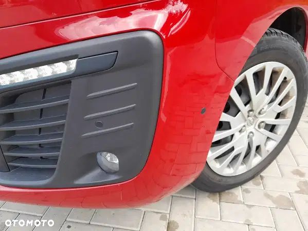 Opel VIVARO  2,0 122km EXTRA LONG - 19