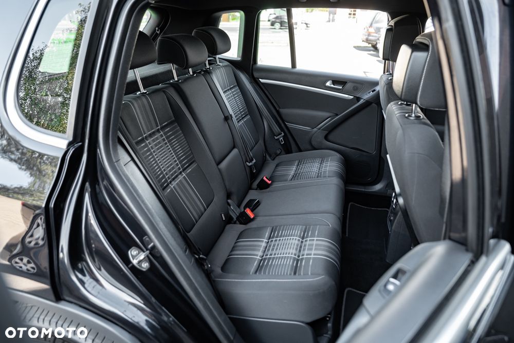 Volkswagen Tiguan 2.0 TDI SCR 4MOTION BlueMotion Technology DSG Lounge Sport & Style - 21