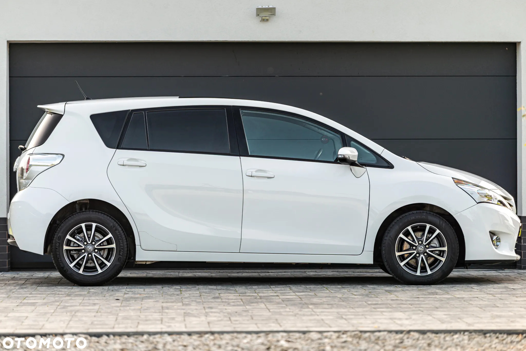 Toyota Verso 1.6 D-4D 5-Sitzer Start/Stop Executive - 19