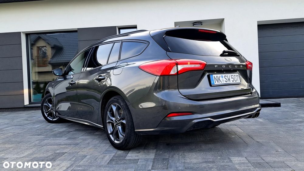Ford Focus 1.5 EcoBlue STart-Stopp-System ST-LINE - 6