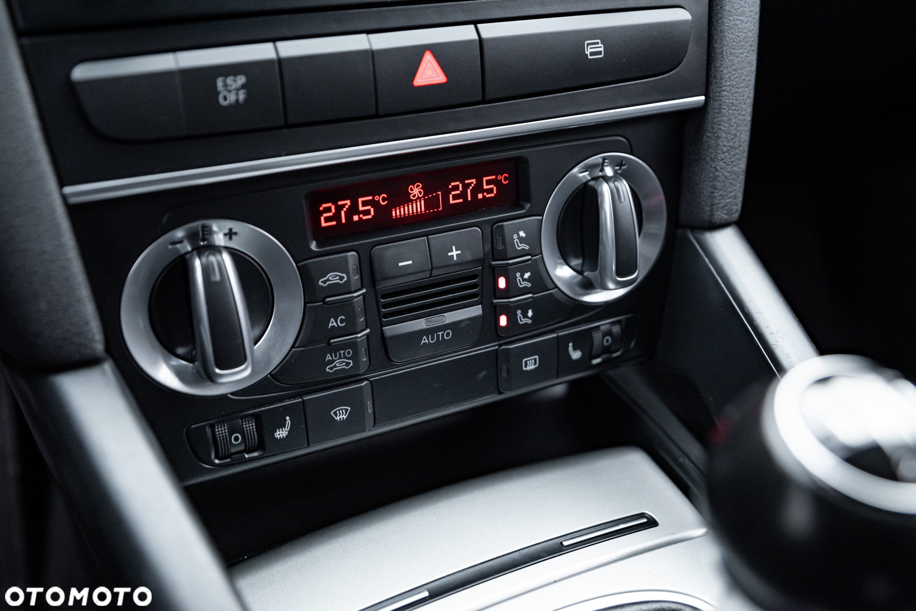 Audi A3 1.6 Sportback Attraction - 32