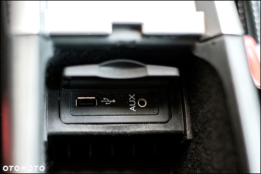 Renault Laguna dCi 110 FAP Sportway - 28