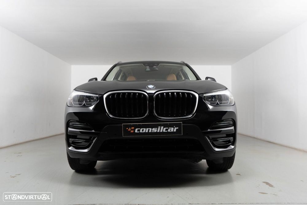 BMW X3 30 e xDrive Line Luxury - 4