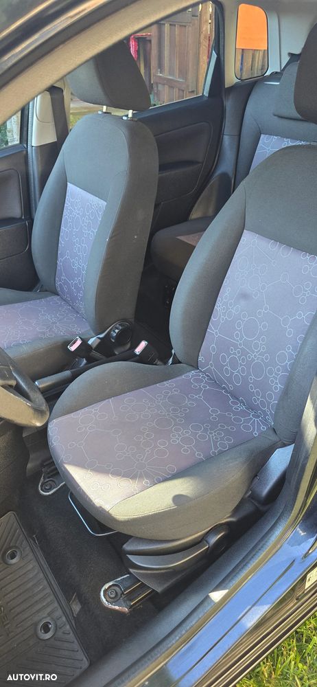 Ford Fiesta 1.4 Trend - 9