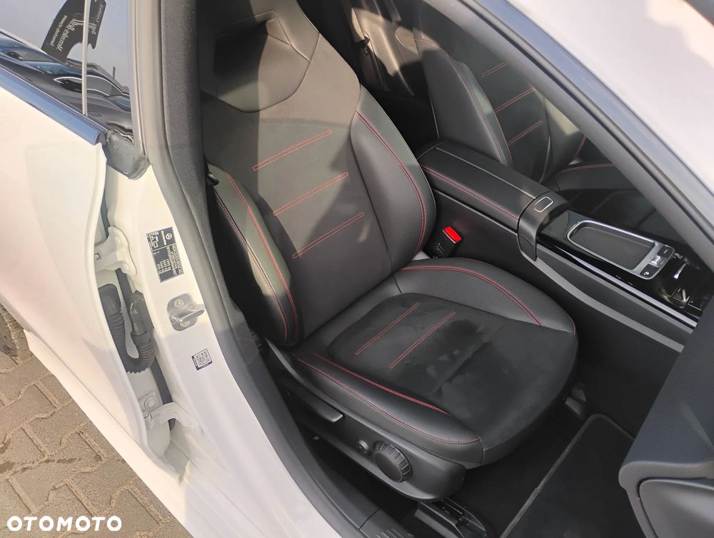 Mercedes-Benz CLA 180 mHEV AMG Line 7G-DCT - 16