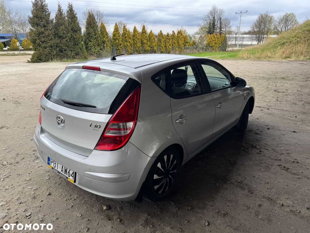 Hyundai i30 1.4 Classic + World Cup - 2