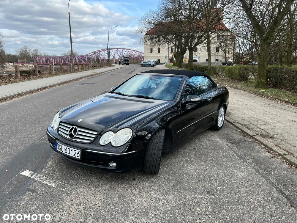 Mercedes-Benz CLK - 10