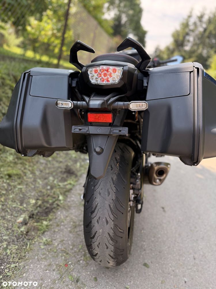 Suzuki GSX 1000 - 5