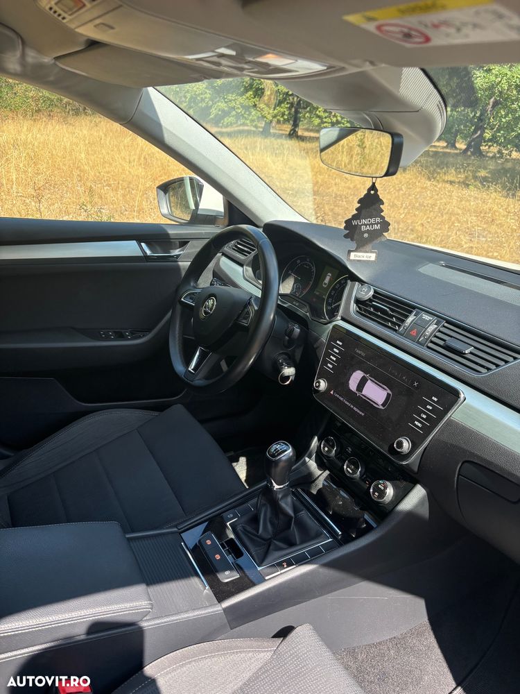 Skoda Superb 2.0 TDI Ambition - 20