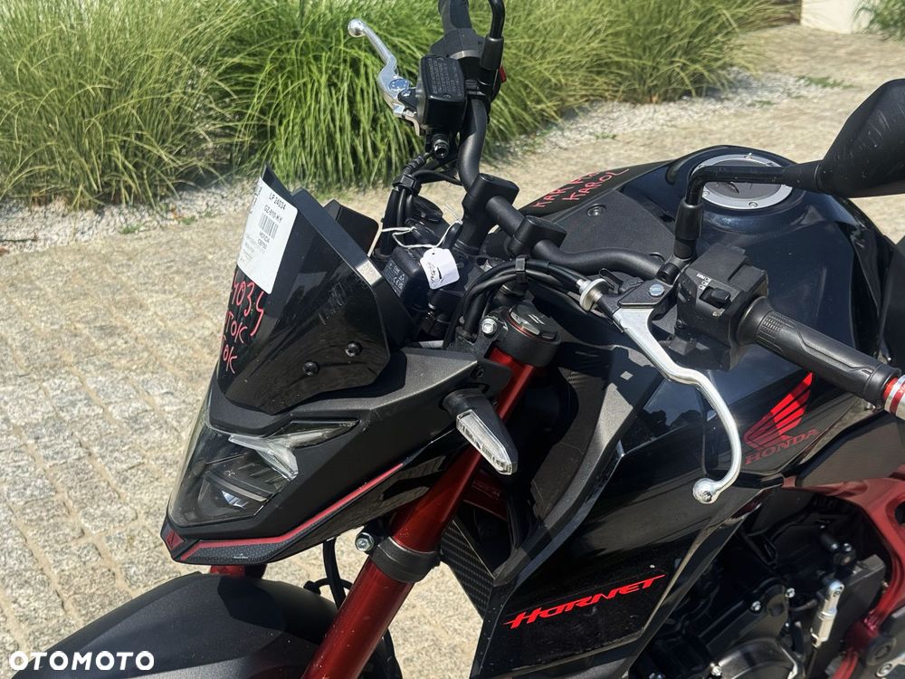 Honda Hornet - 22