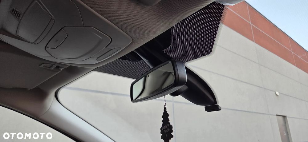 Ford Kuga 1.5 EcoBoost 2x4 Titanium - 29