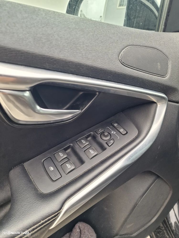 Volvo V40 D4 RDesign - 14