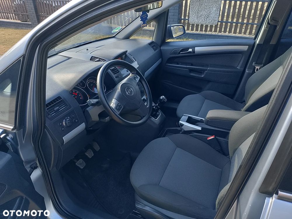 Opel Zafira 1.8 Edition 111 Jahre - 10