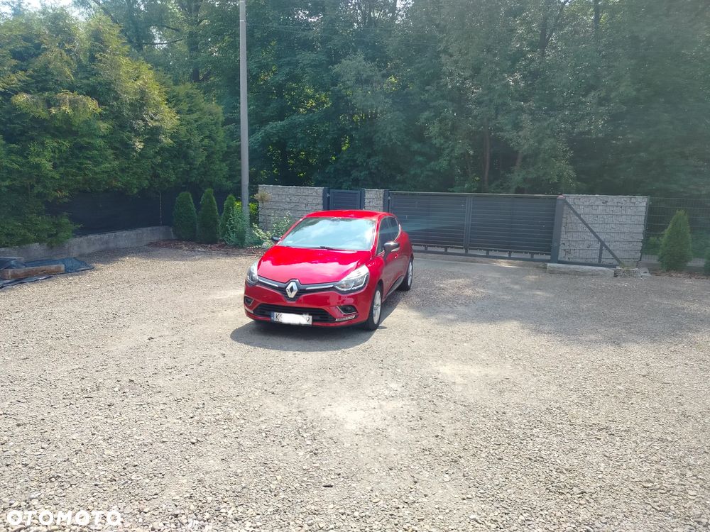 Renault Clio 1.2 16V Limited - 17