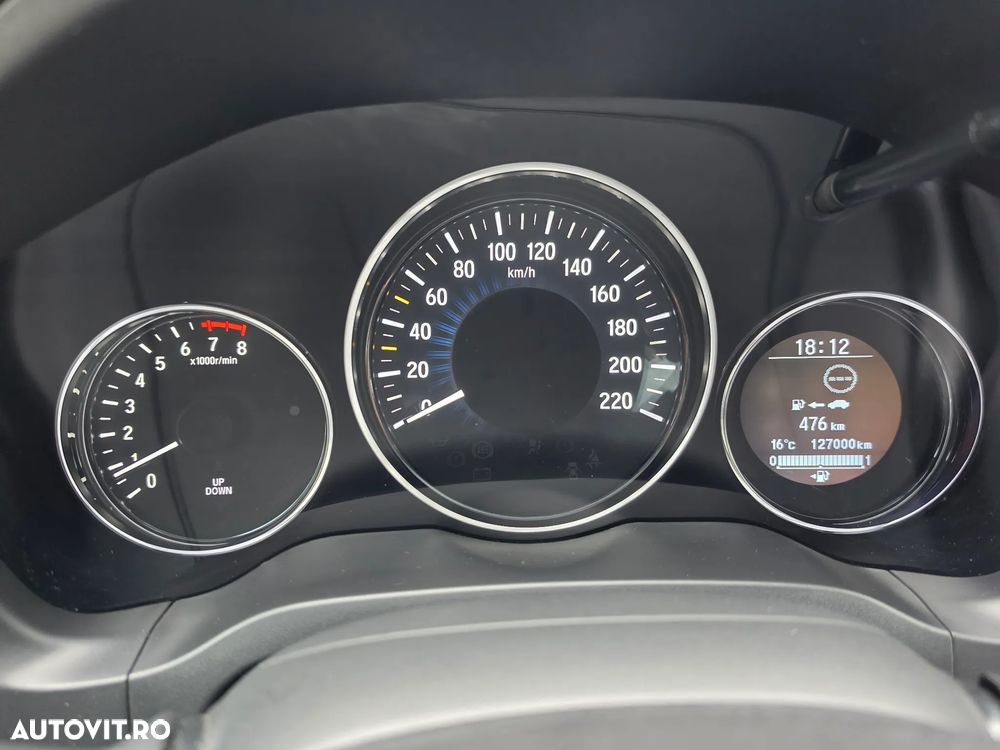 Honda HR-V 1.5 i-VTEC 4x2 6MT Elegance - 3