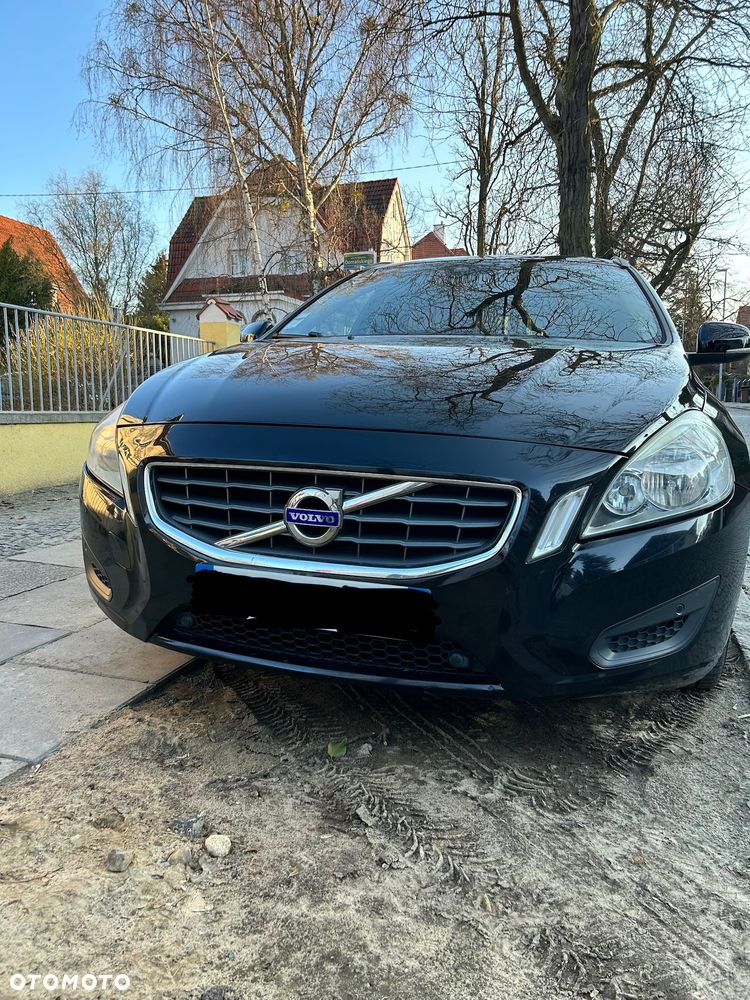 Volvo V60 D3 Summum - 4