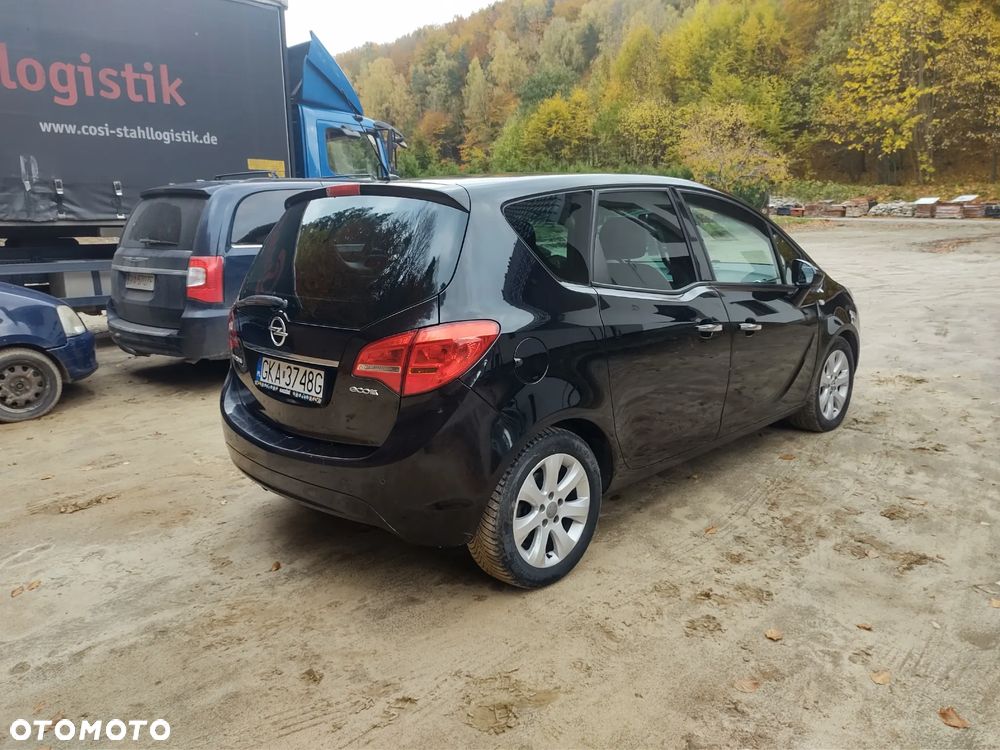 Opel Meriva 2012 photo 4