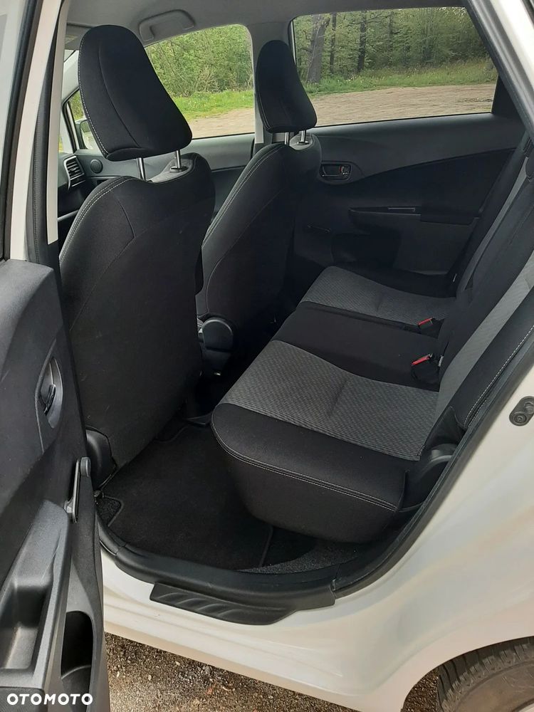 Toyota Verso S 1.4 D-4D - 12