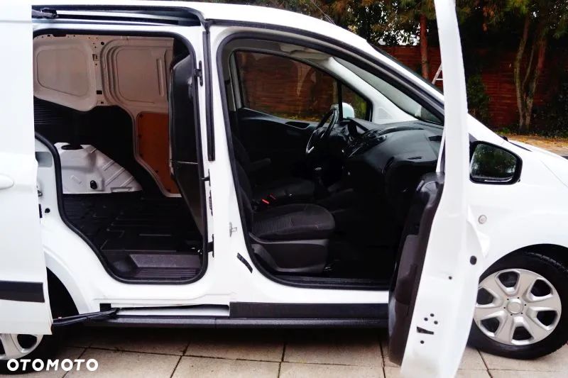 Ford Transit Courier 1.5 TDCi Trend - 19
