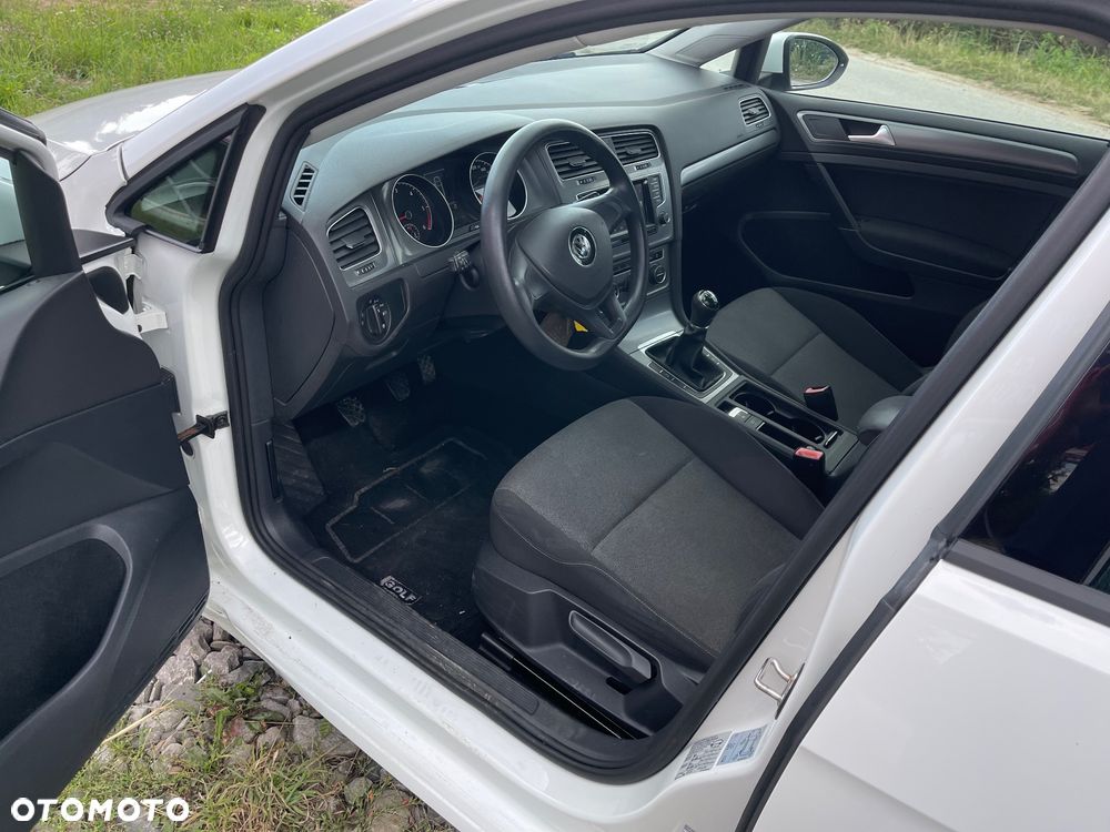 Volkswagen Golf 1.6 TDI BlueMotion Technology Lounge - 10
