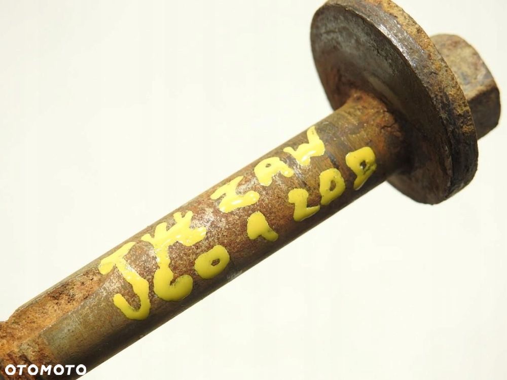 ŚRUBA MIMOŚRODOWA VOLVO V60 - 2