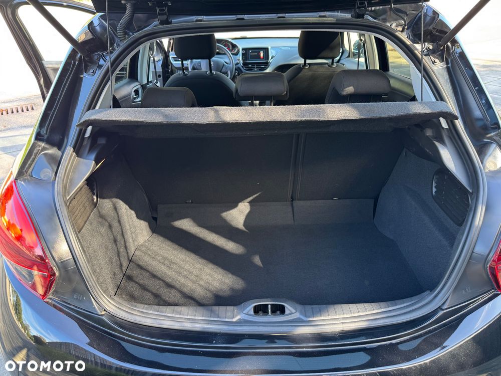 Peugeot 208 PureTech 82 Start & Stop Allure - 24