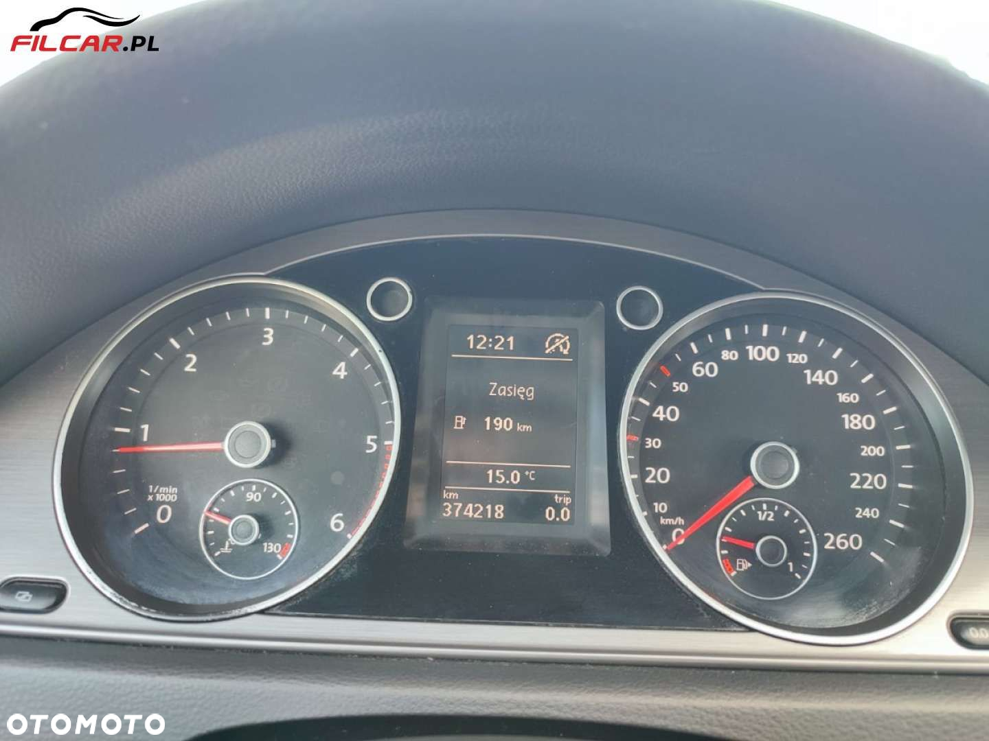 Volkswagen Passat - 15