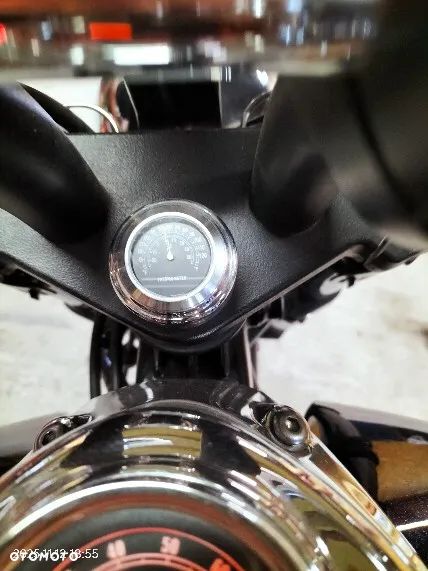 Triumph Speedmaster - 13