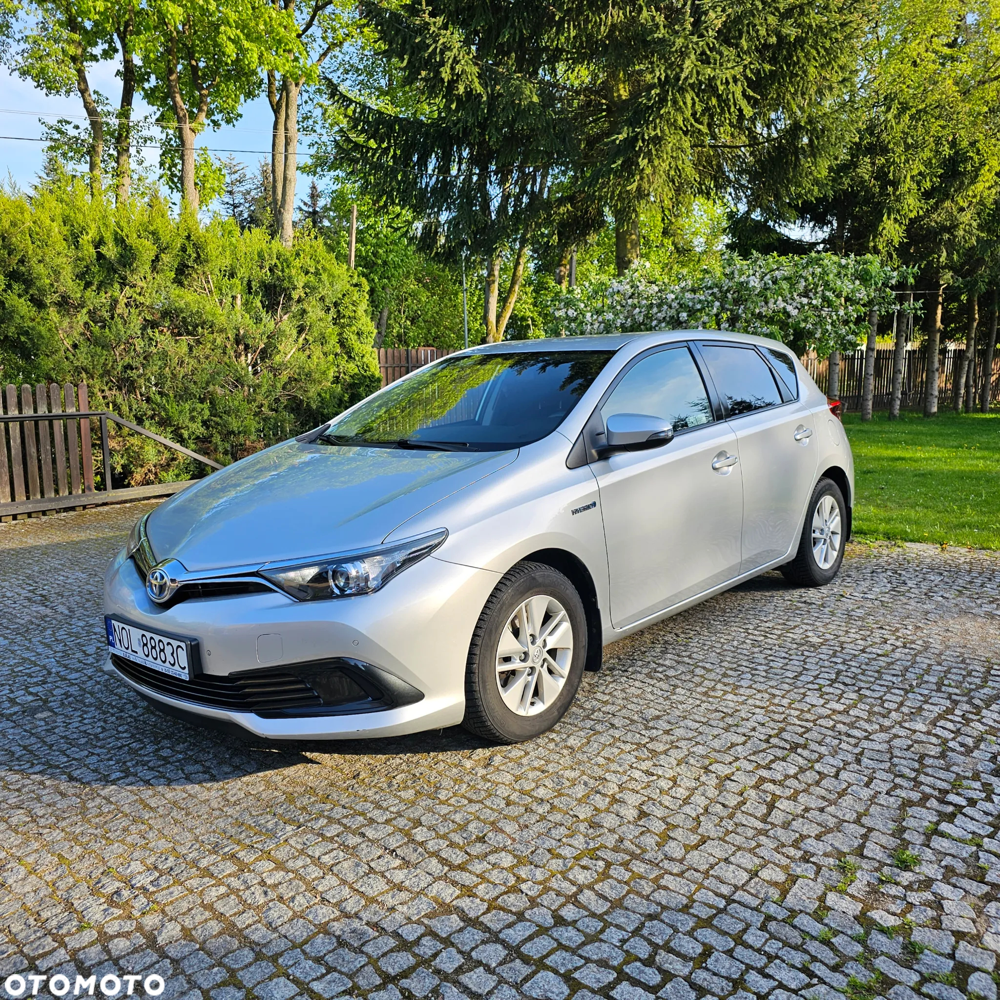 Toyota Auris Hybrid 135 Active - 3