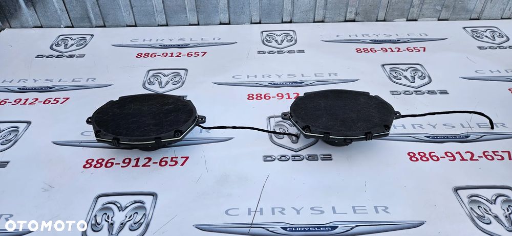 Chrysler Pacifica 2016-  Głośnik klapy bagażnika prawy lewy 68272198AB 68272199AB - 1