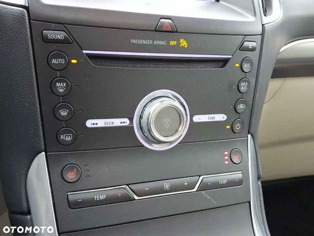 Ford Edge - 24