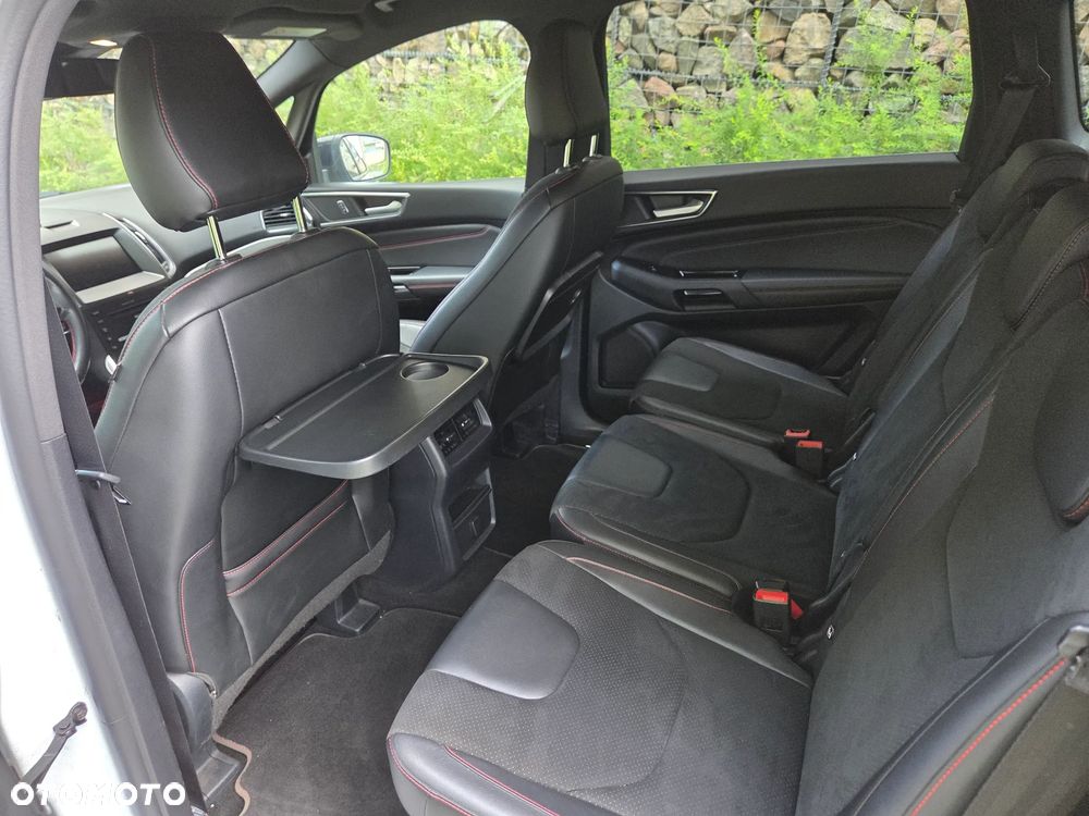 Ford S-Max - 14