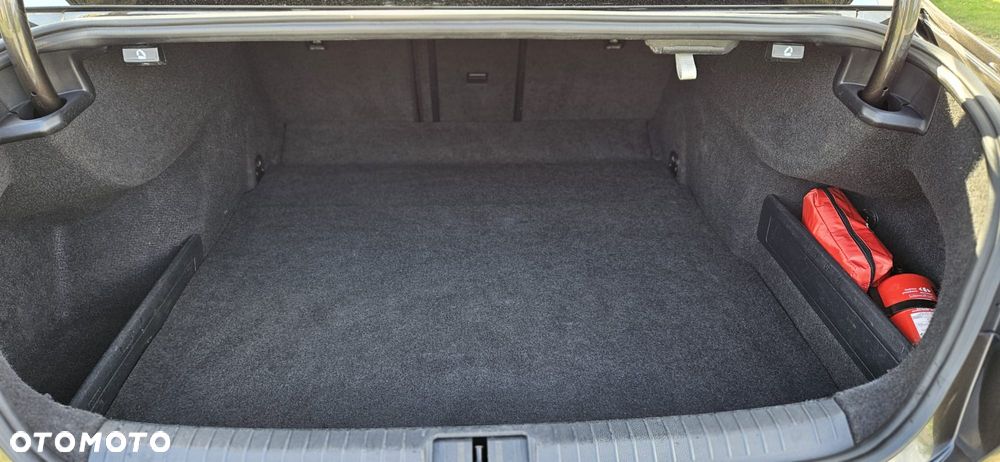 Volkswagen Passat 2.0 TDI BMT Comfortline - 5